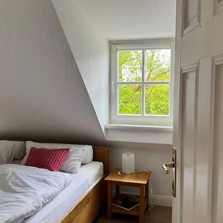 Nr 7 Im Gutshaus Zicker Auf Ruegen Apartment